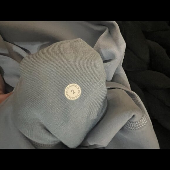 LuLu Lemon Leggings - Picture 5 of 5